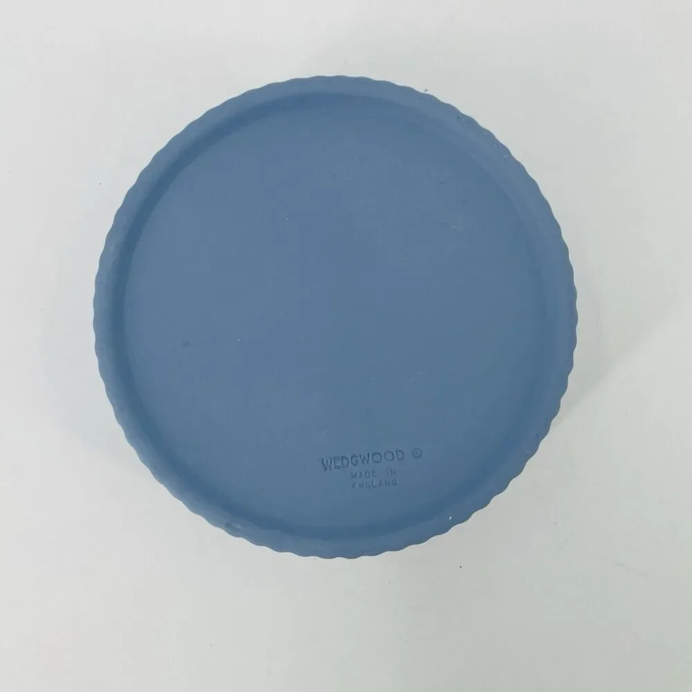 Wedgwood vtg blue